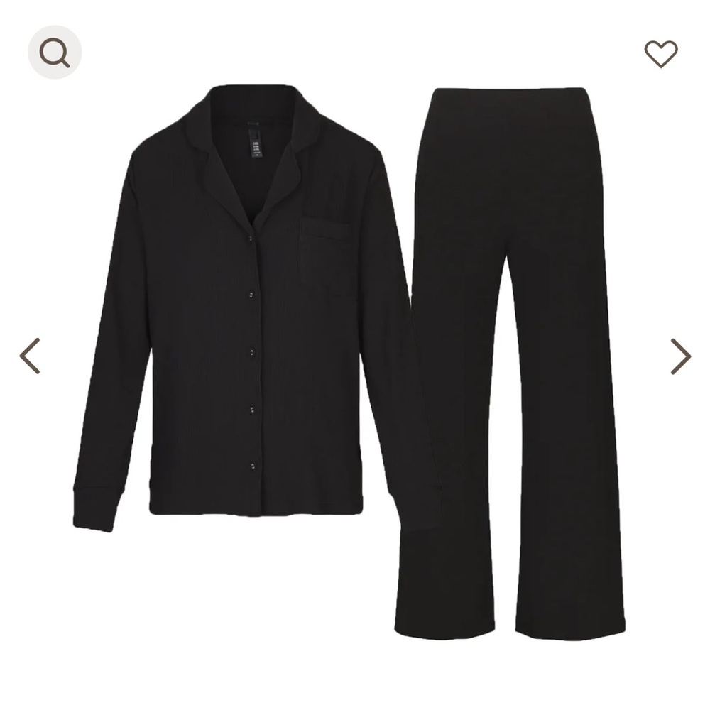 Skims Black Pajama Set